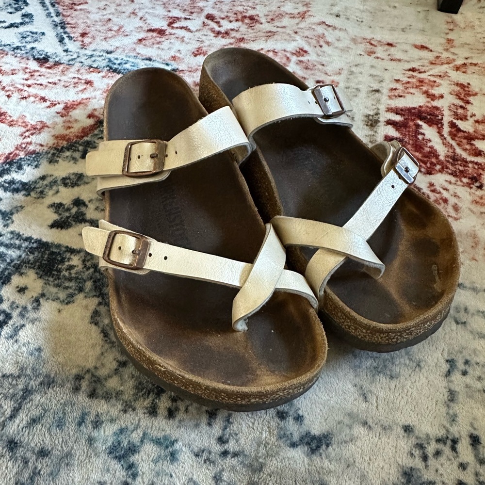 Birkenstock Cream Leather Sandals